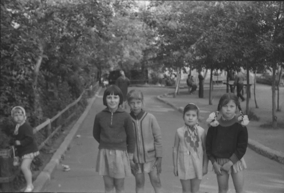 Во дворе, 1970-е — до