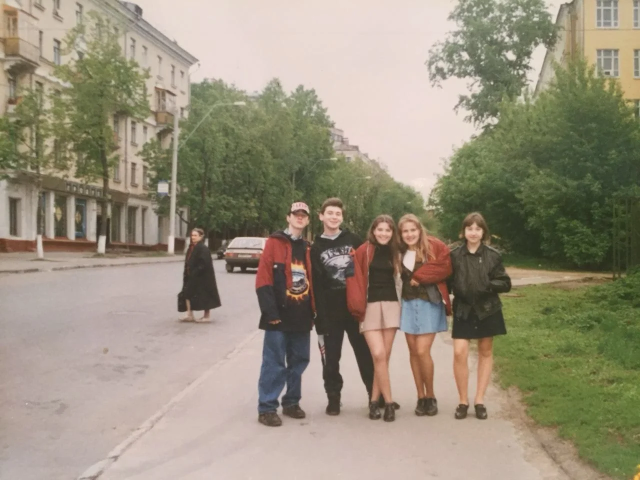 Дружеская прогулка, 1990-е — до